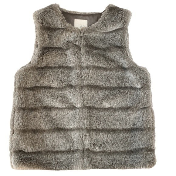 Joie Andrina Plush Faux-Fur Vest in Gray - Size Small - Picture 3 of 9